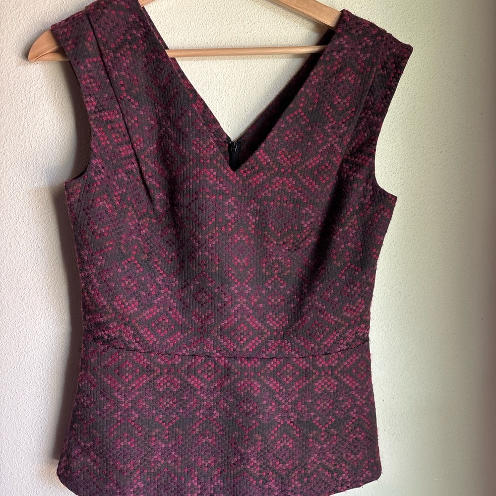 Halogen Patterned Top